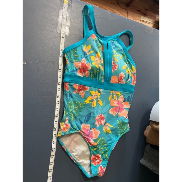 Lands End Girls Floral One-Piece Swimsuit 4 DDD Vacation Resort Beach Cruise - Picture 2 of 9